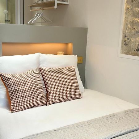 Hotel Paris Amore Екстер'єр фото